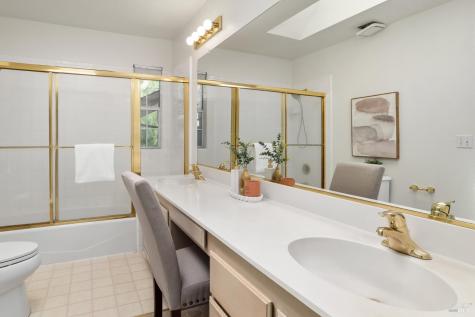 12 Bridle Path Lane Novato CA 94945