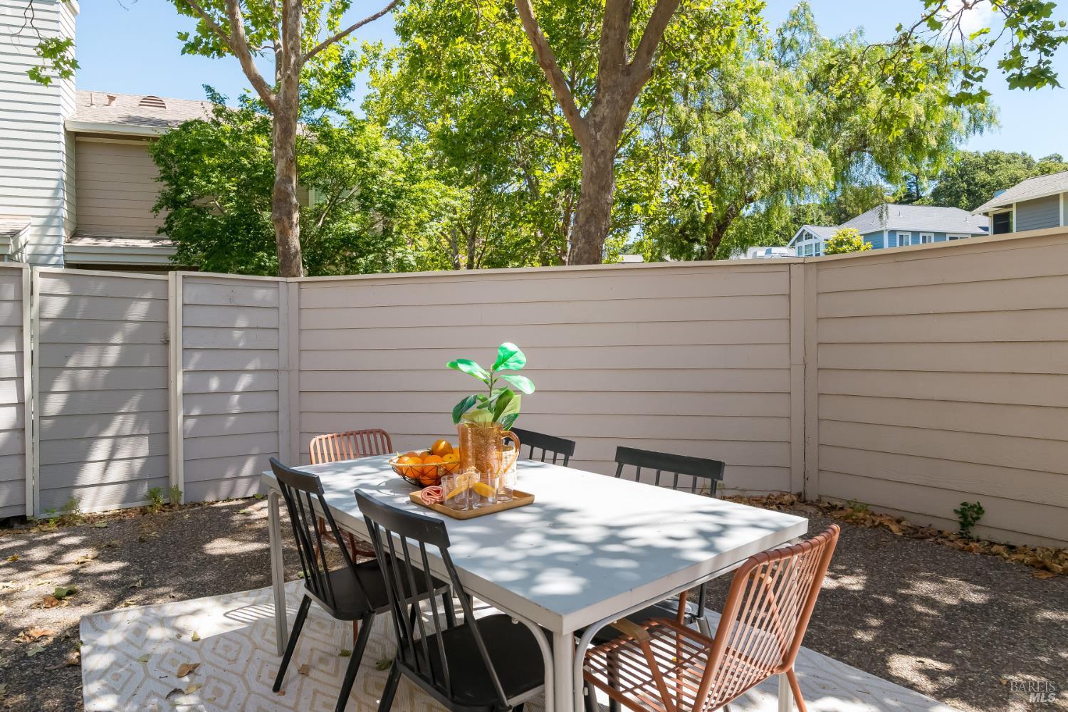 12 Bridle Path Lane Novato CA 94945
