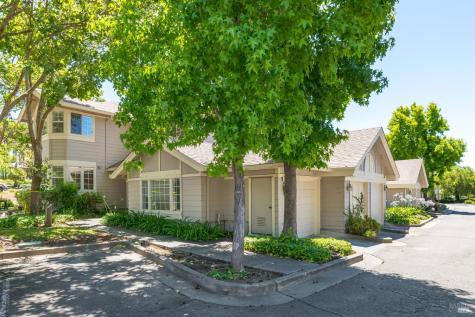 12 Bridle Path Lane Novato CA 94945