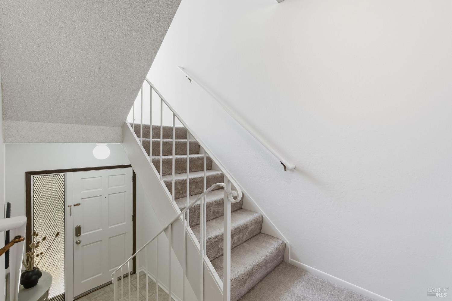 81 Corte Lenosa Greenbrae CA 94904