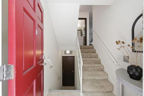 81 Corte Lenosa Greenbrae CA 94904