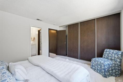 81 Corte Lenosa Greenbrae CA 94904