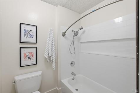 81 Corte Lenosa Greenbrae CA 94904
