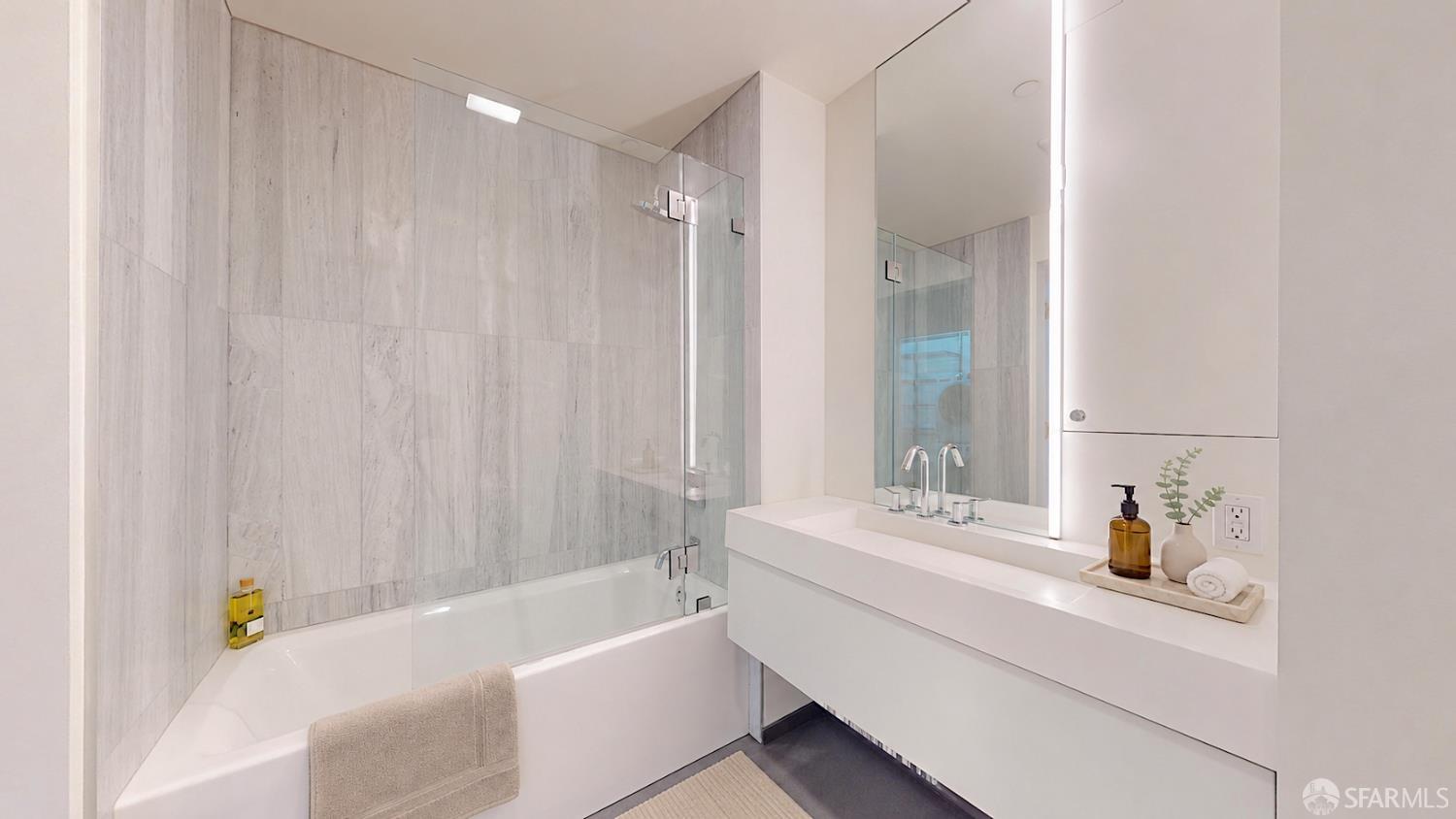 241 10th Street San Francisco CA 94103