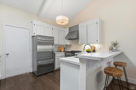 136 La Perdiz Court San Rafael CA 94903