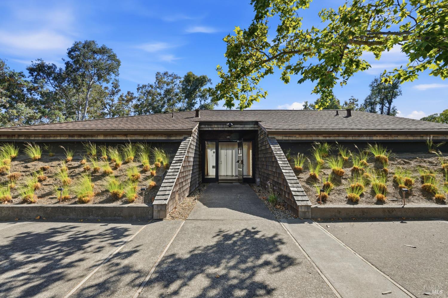 136 La Perdiz Court San Rafael CA 94903
