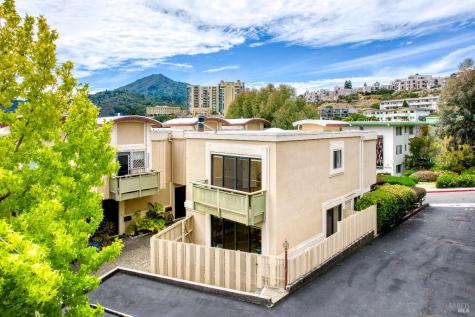 70 Via Belardo Way Greenbrae CA 94904