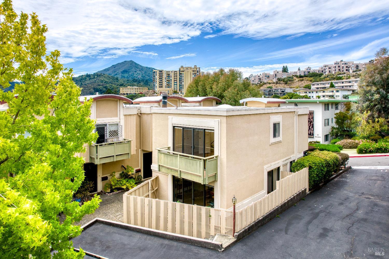 70 Via Belardo Way Greenbrae CA 94904