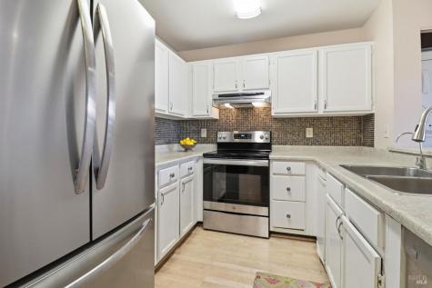 240 Seagull Row Novato CA 94945