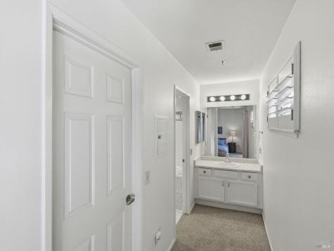 240 Seagull Row Novato CA 94945
