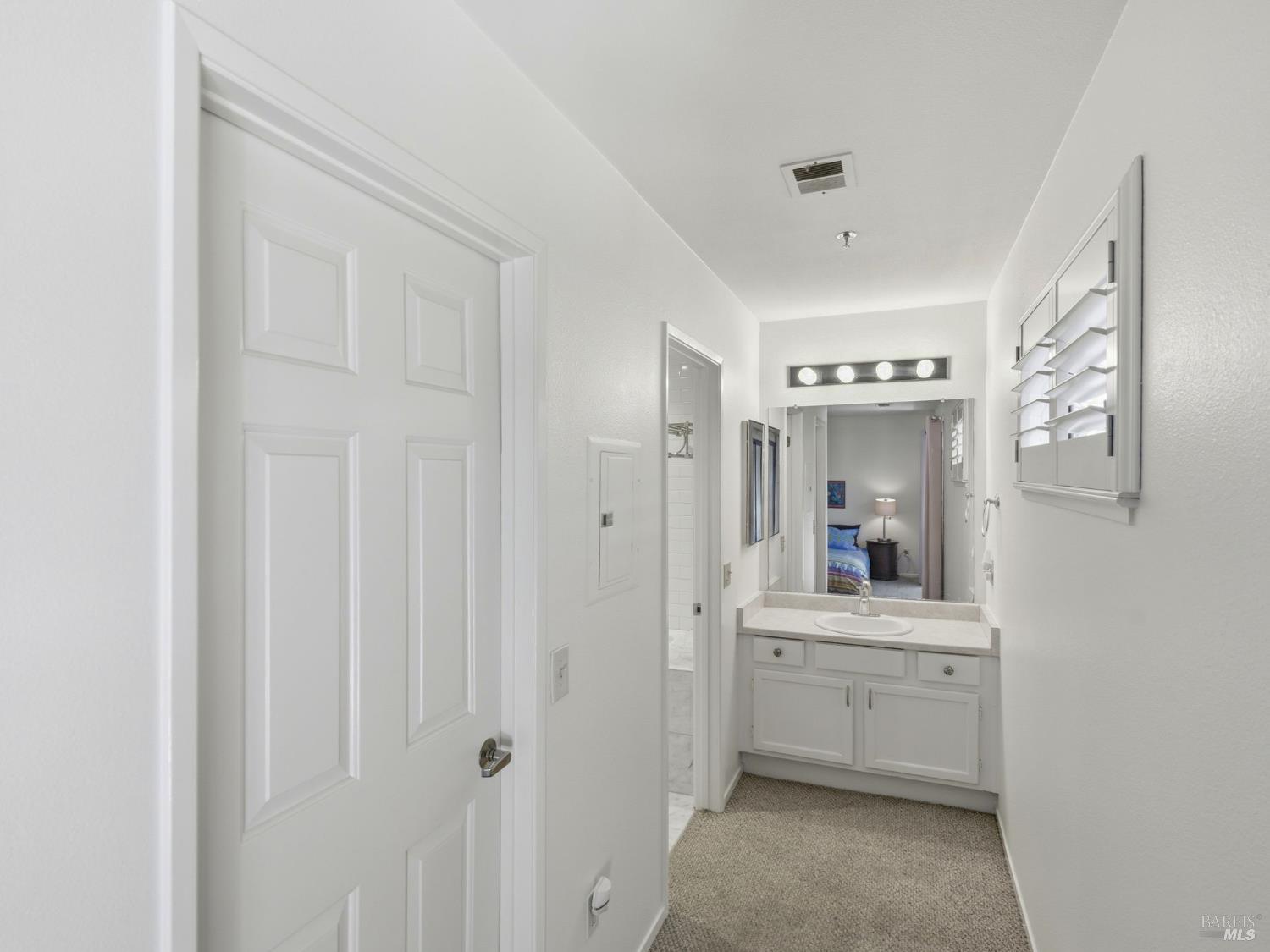 240 Seagull Row Novato CA 94945