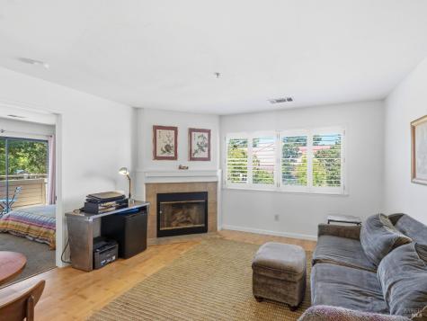 240 Seagull Row Novato CA 94945