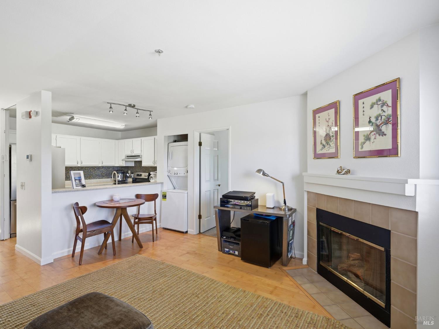 240 Seagull Row Novato CA 94945