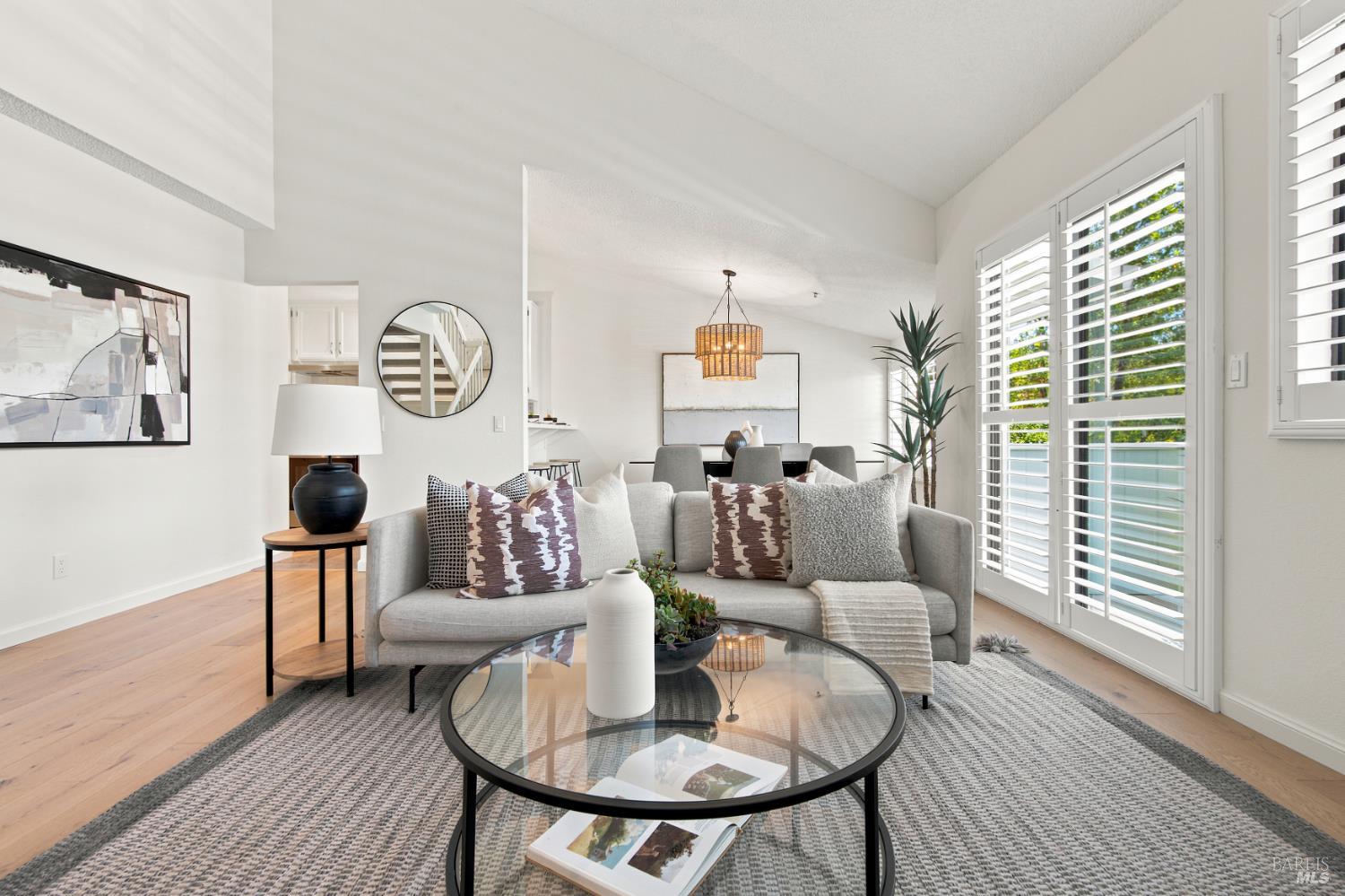 1142 Redwood Boulevard Novato CA 94947