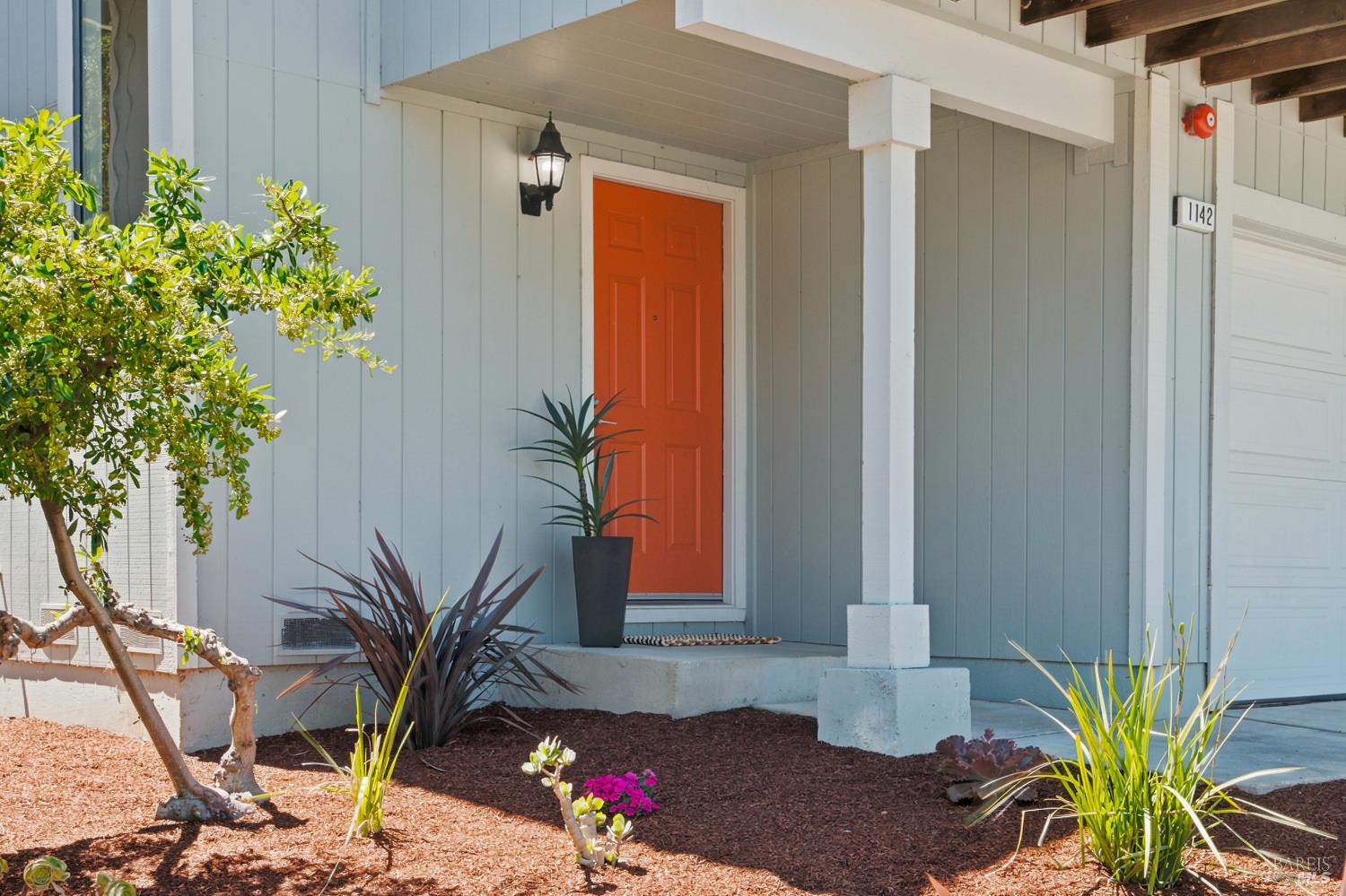 1142 Redwood Boulevard Novato CA 94947