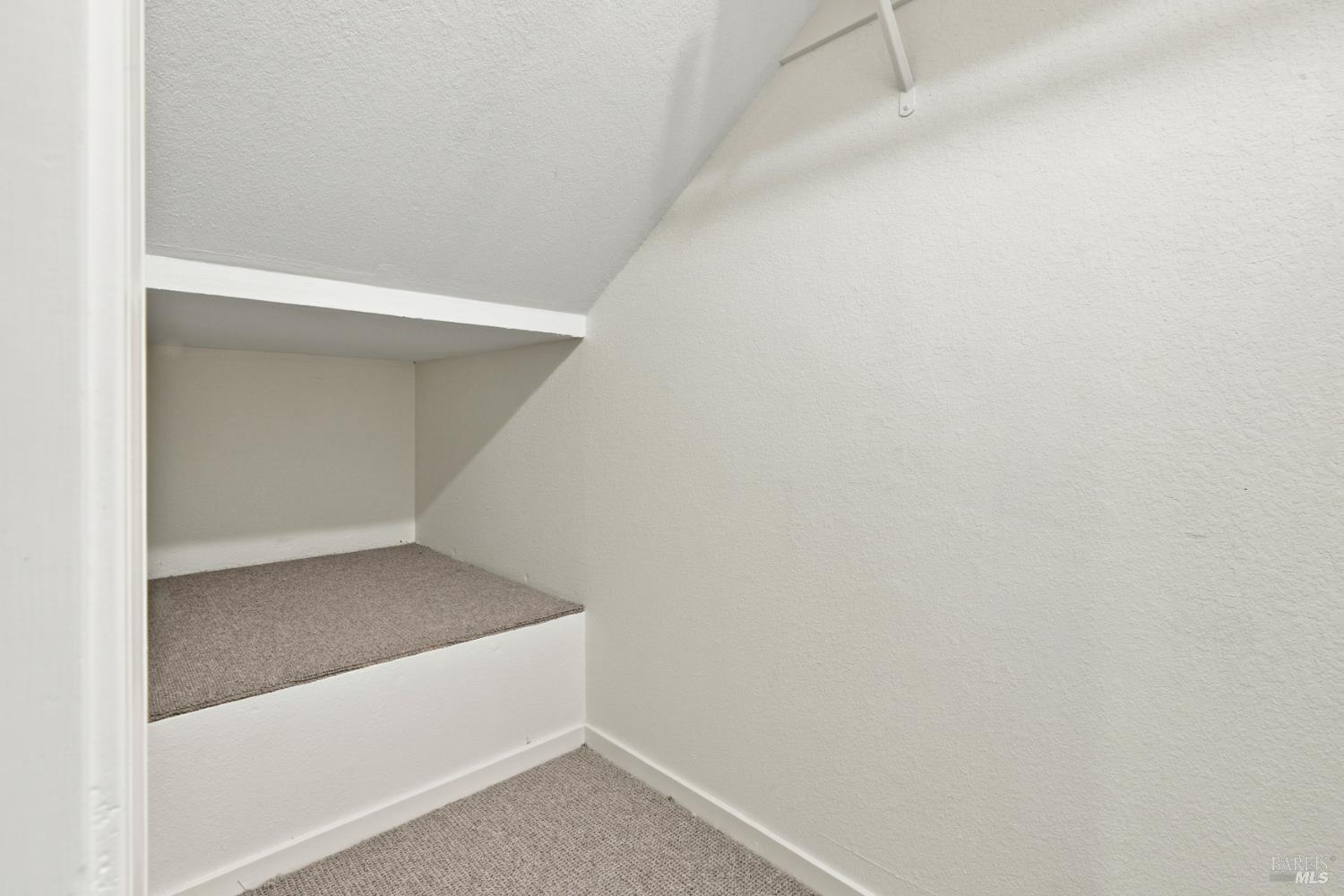 1142 Redwood Boulevard Novato CA 94947
