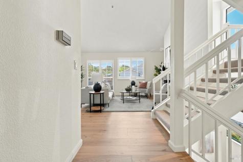 1142 Redwood Boulevard Novato CA 94947
