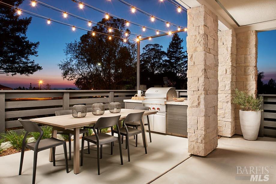 563 Semillon Lane Santa Rosa CA 95403