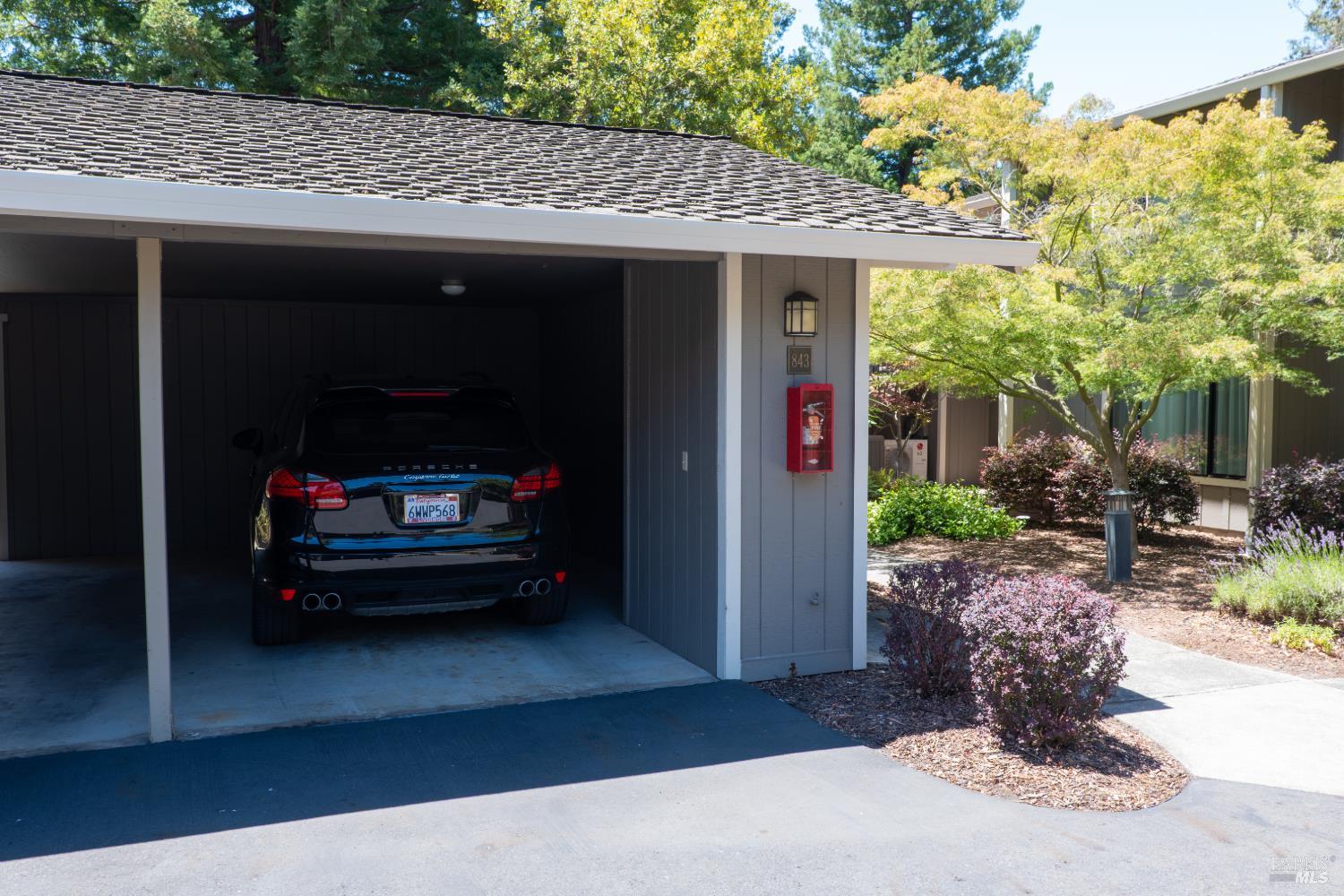 843 Acorn Way Napa CA 94558