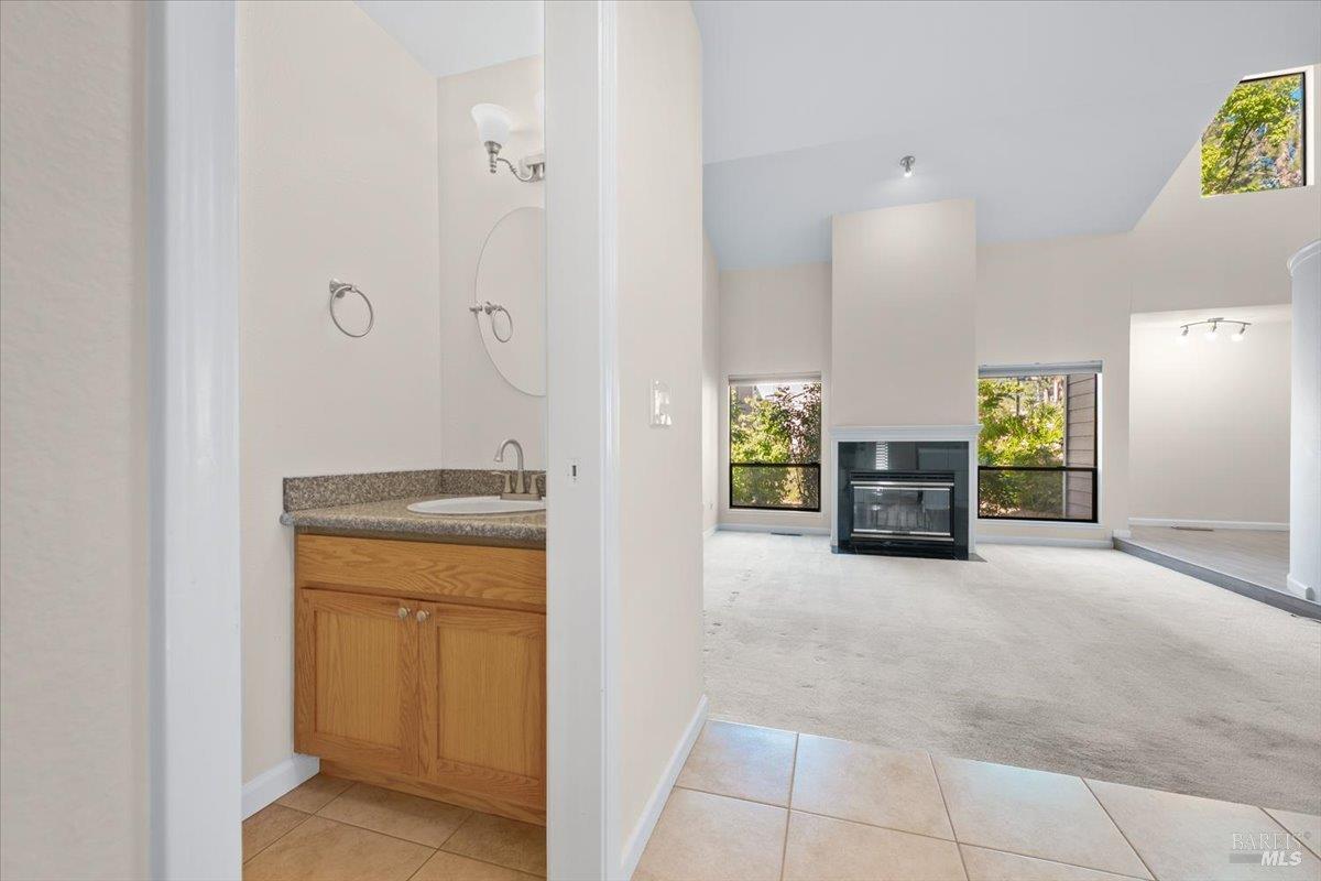 4736 Shade Tree Lane Santa Rosa CA 95405