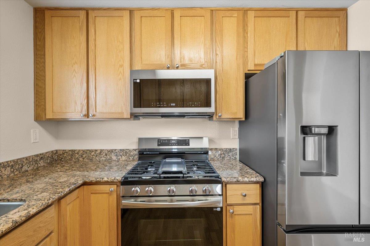 4736 Shade Tree Lane Santa Rosa CA 95405