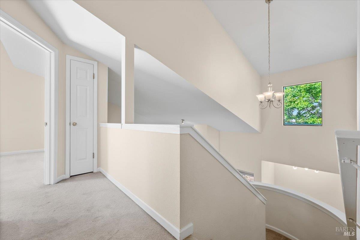 4736 Shade Tree Lane Santa Rosa CA 95405