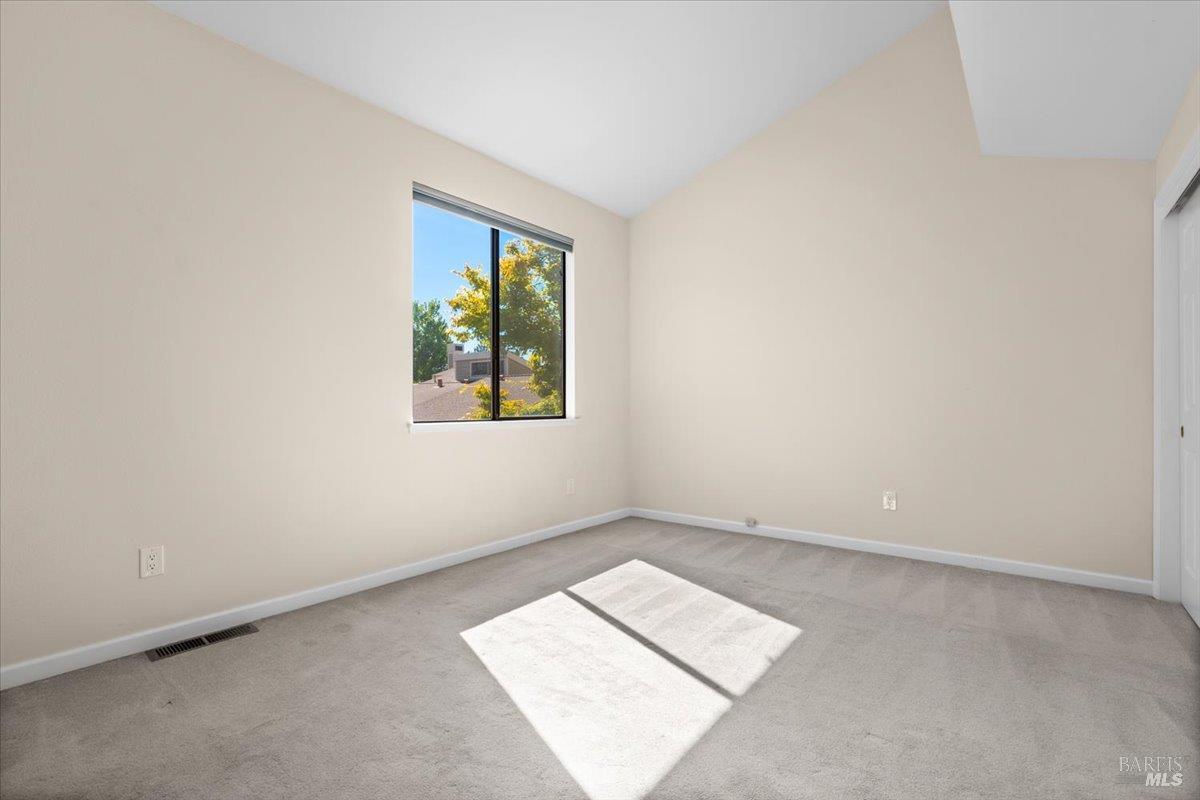 4736 Shade Tree Lane Santa Rosa CA 95405