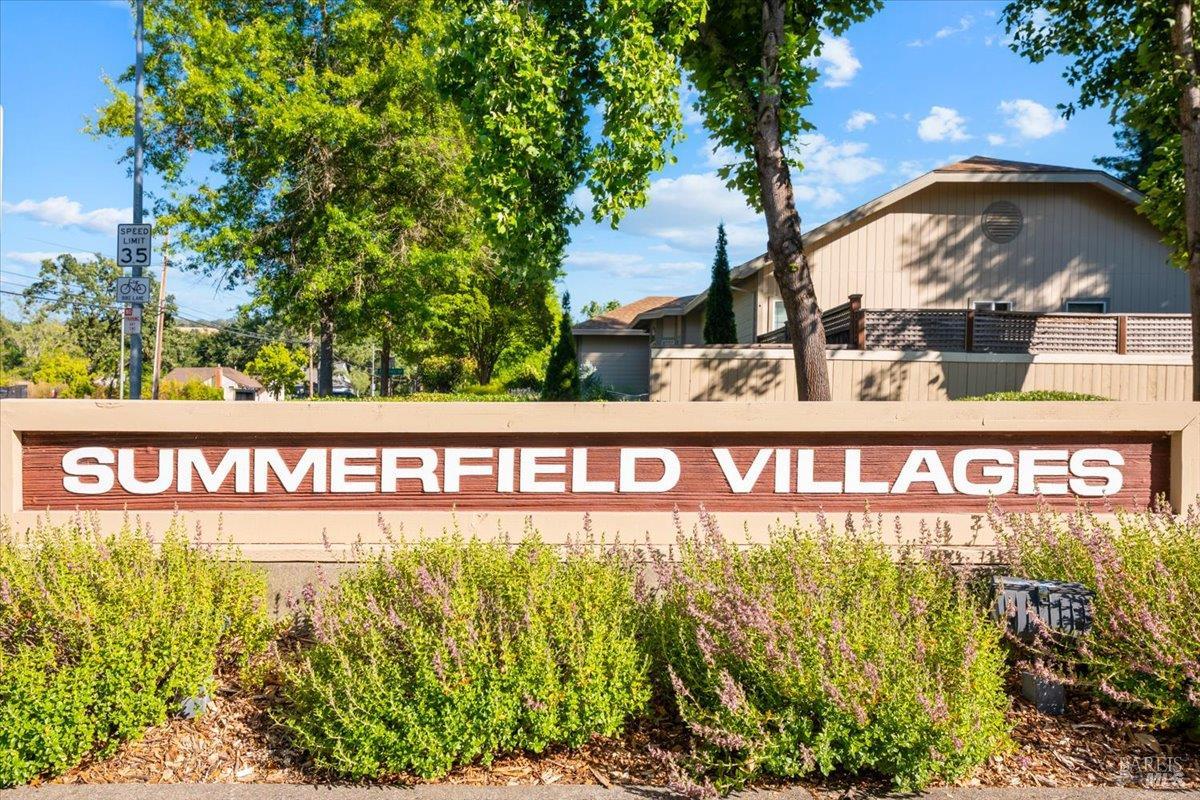 4736 Shade Tree Lane Santa Rosa CA 95405