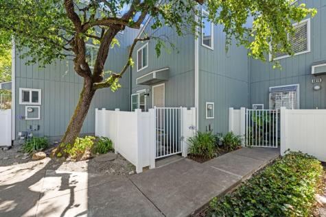 6816 Avenida Cala Rohnert Park CA 94928