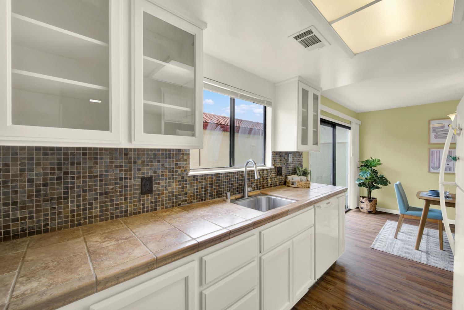 5010 Glide Drive Davis CA 95618
