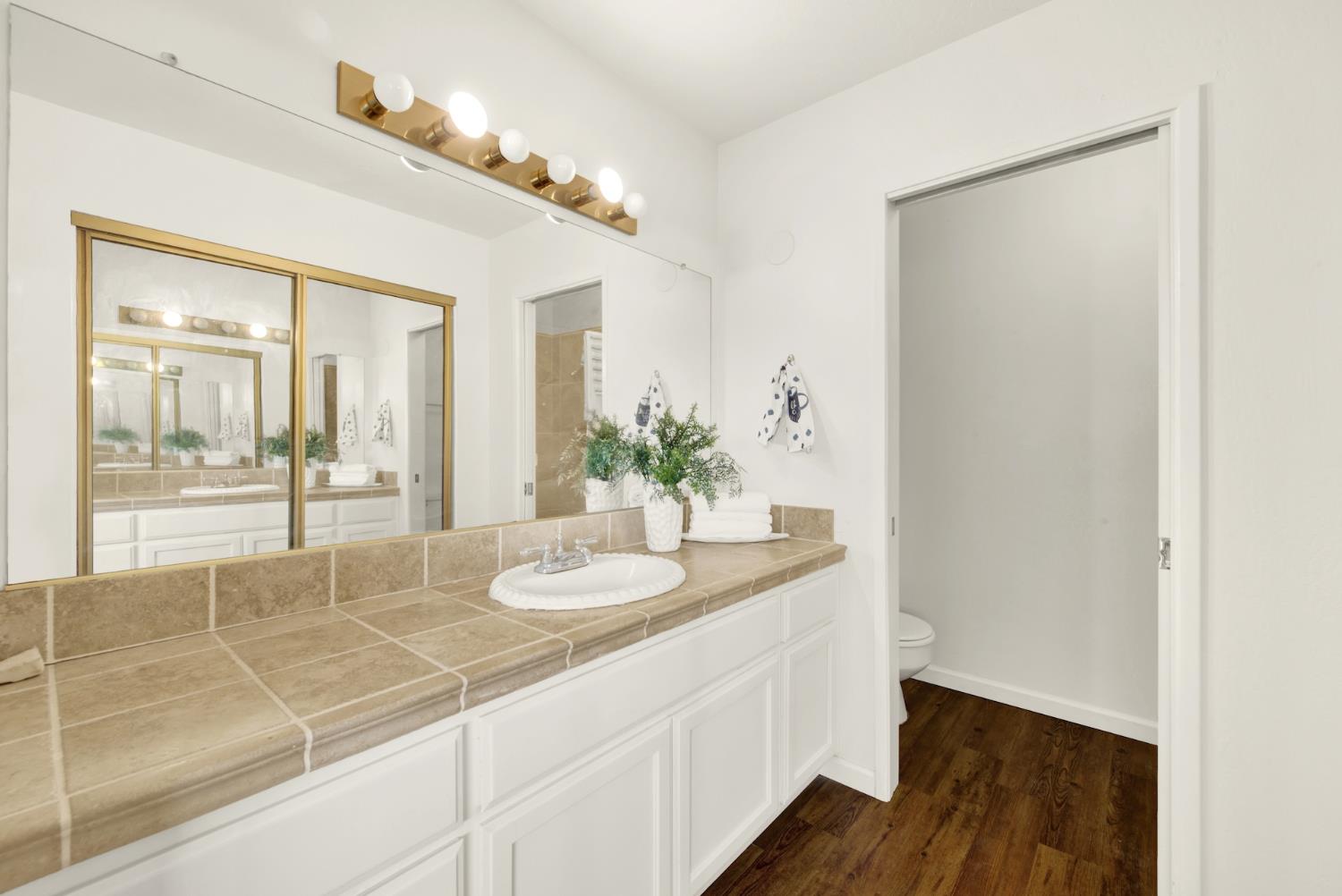 5010 Glide Drive Davis CA 95618