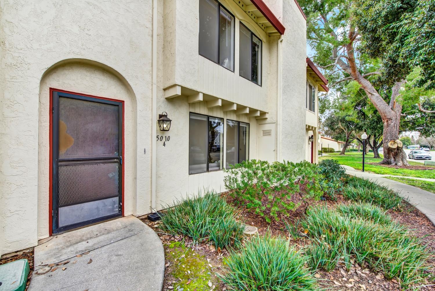 5010 Glide Drive Davis CA 95618