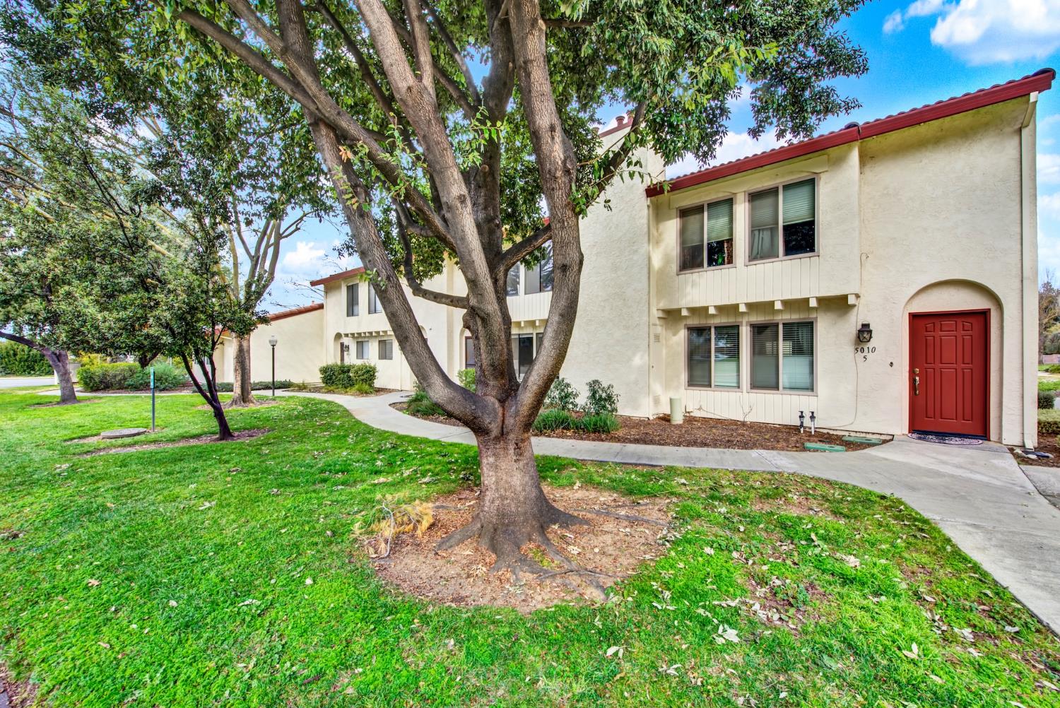 5010 Glide Drive Davis CA 95618