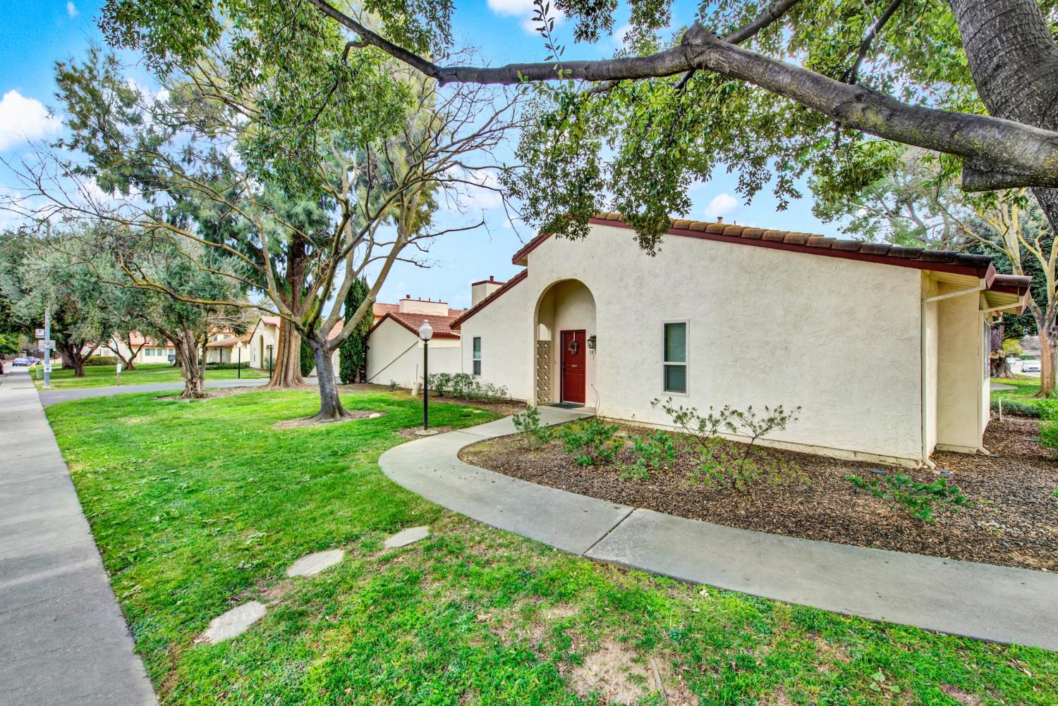 5010 Glide Drive Davis CA 95618