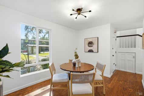 19 Surrey Lane San Rafael CA 94903