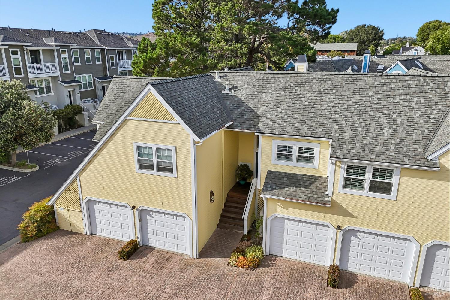 260 Marina Village Way Benicia CA 94510
