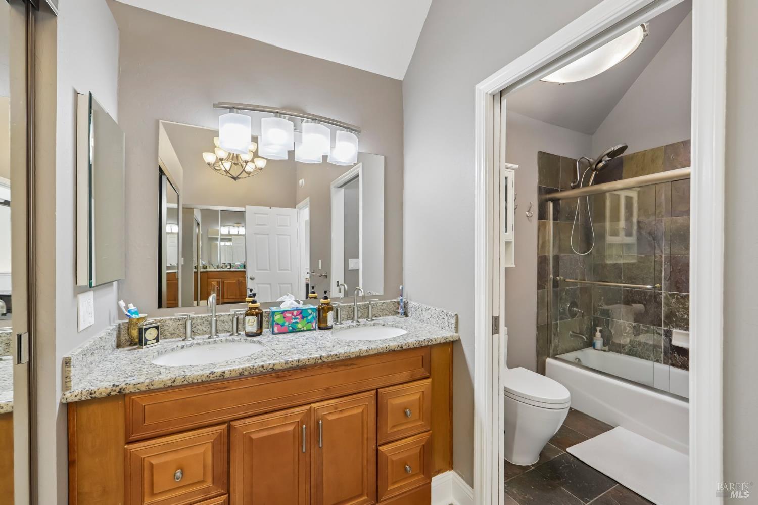 260 Marina Village Way Benicia CA 94510