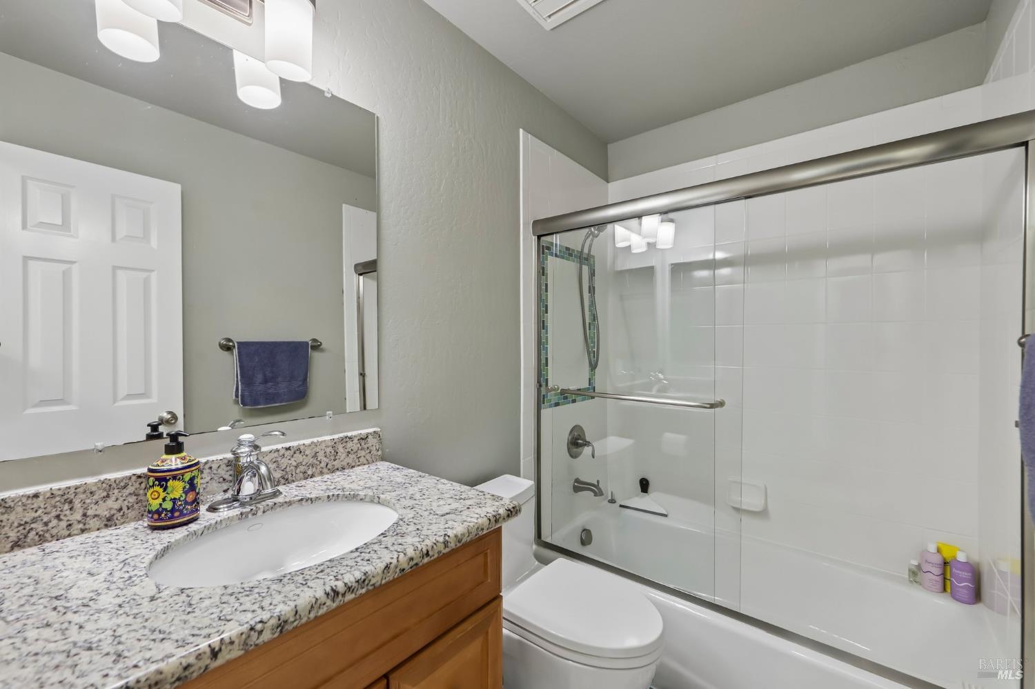 260 Marina Village Way Benicia CA 94510