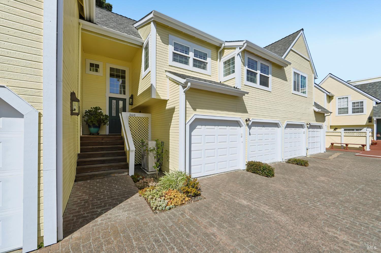 260 Marina Village Way Benicia CA 94510
