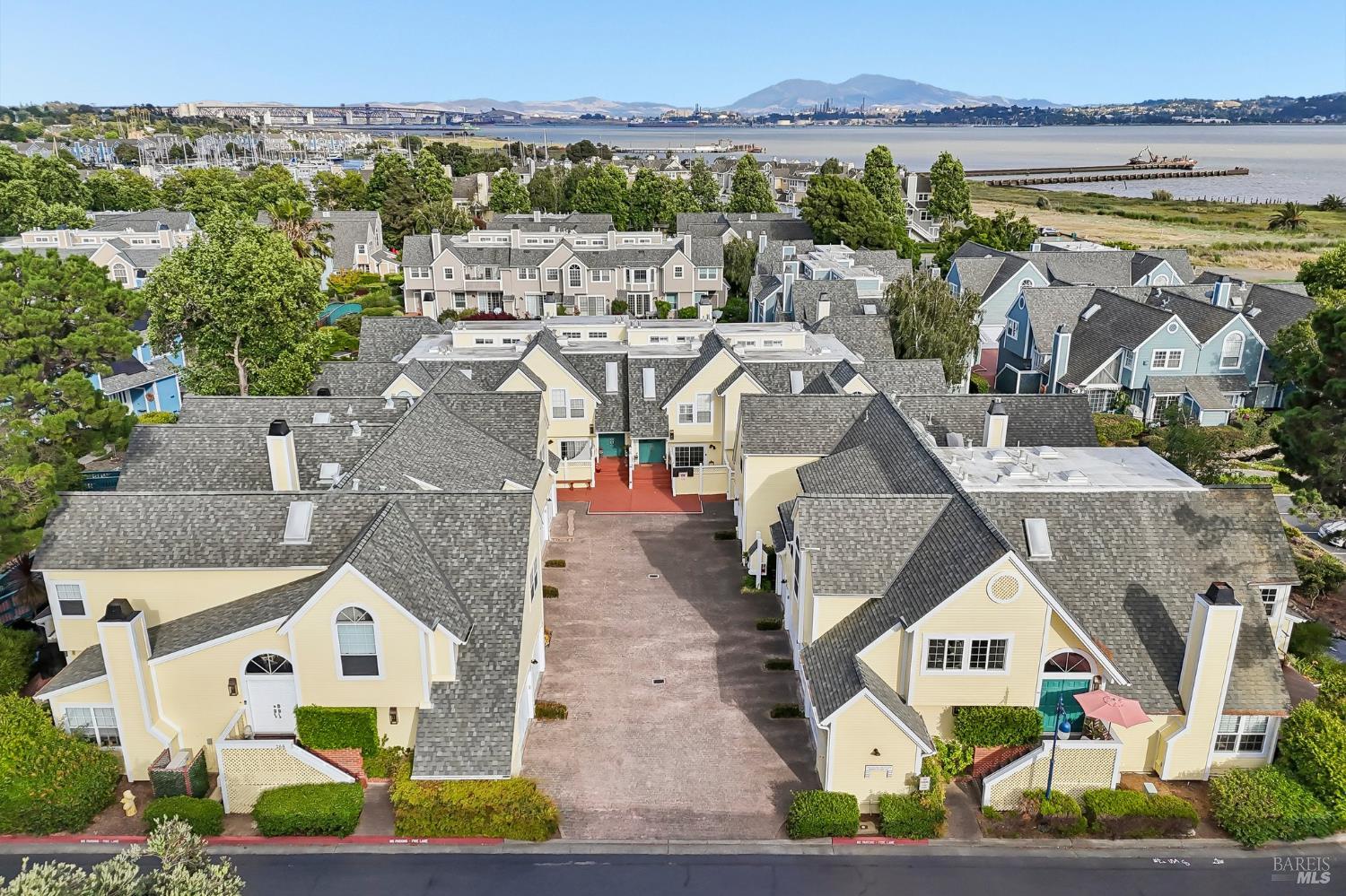 260 Marina Village Way Benicia CA 94510
