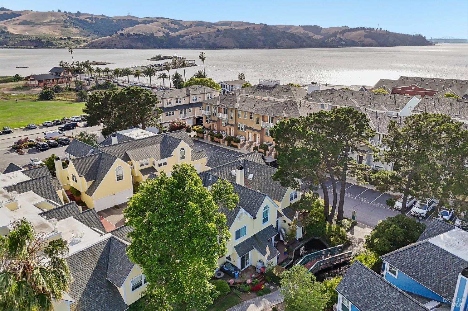 260 Marina Village Way Benicia CA 94510