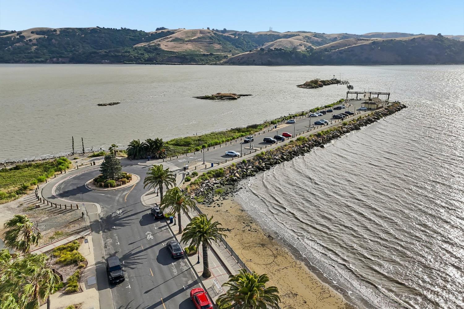 260 Marina Village Way Benicia CA 94510