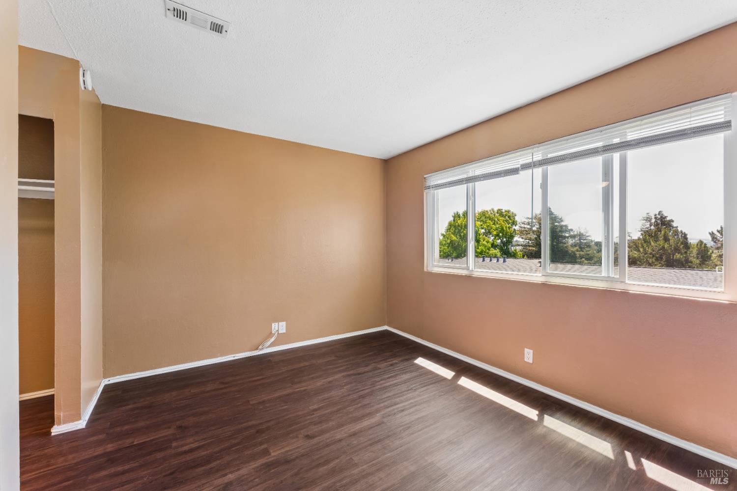 355 Parkview Terrace Vallejo CA 94589