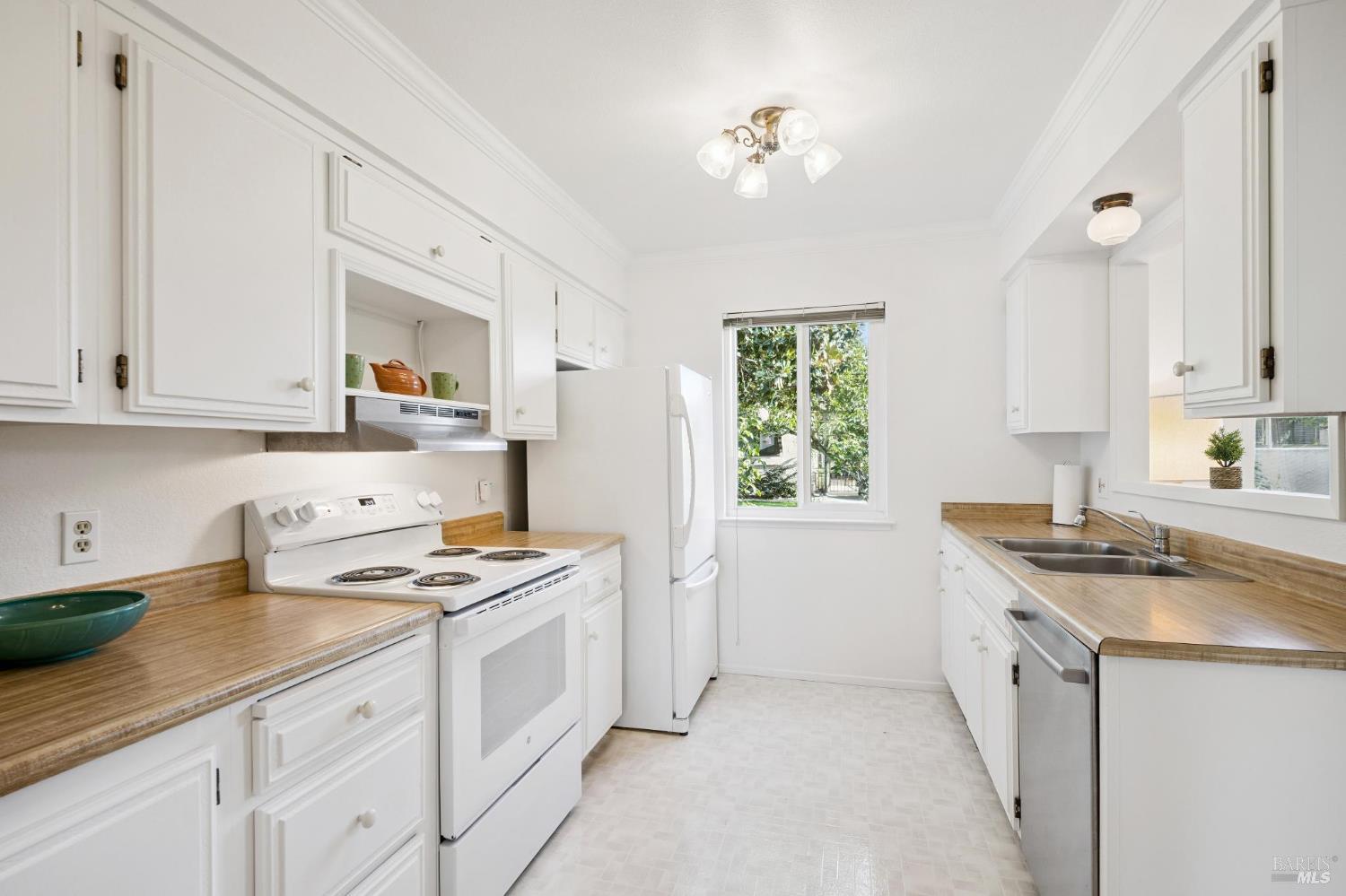 155 La Mancha Drive Sonoma CA 95476