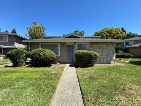 2472 Plata Court Santa Rosa CA 95403