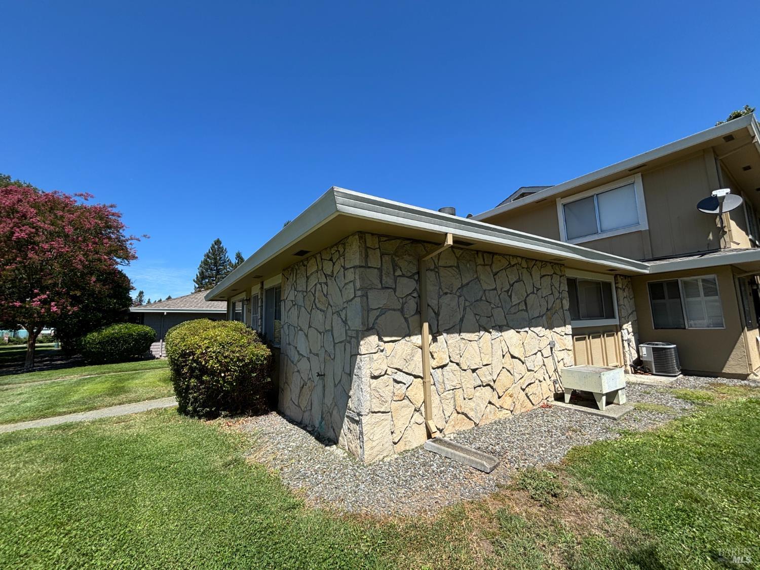 2472 Plata Court Santa Rosa CA 95403