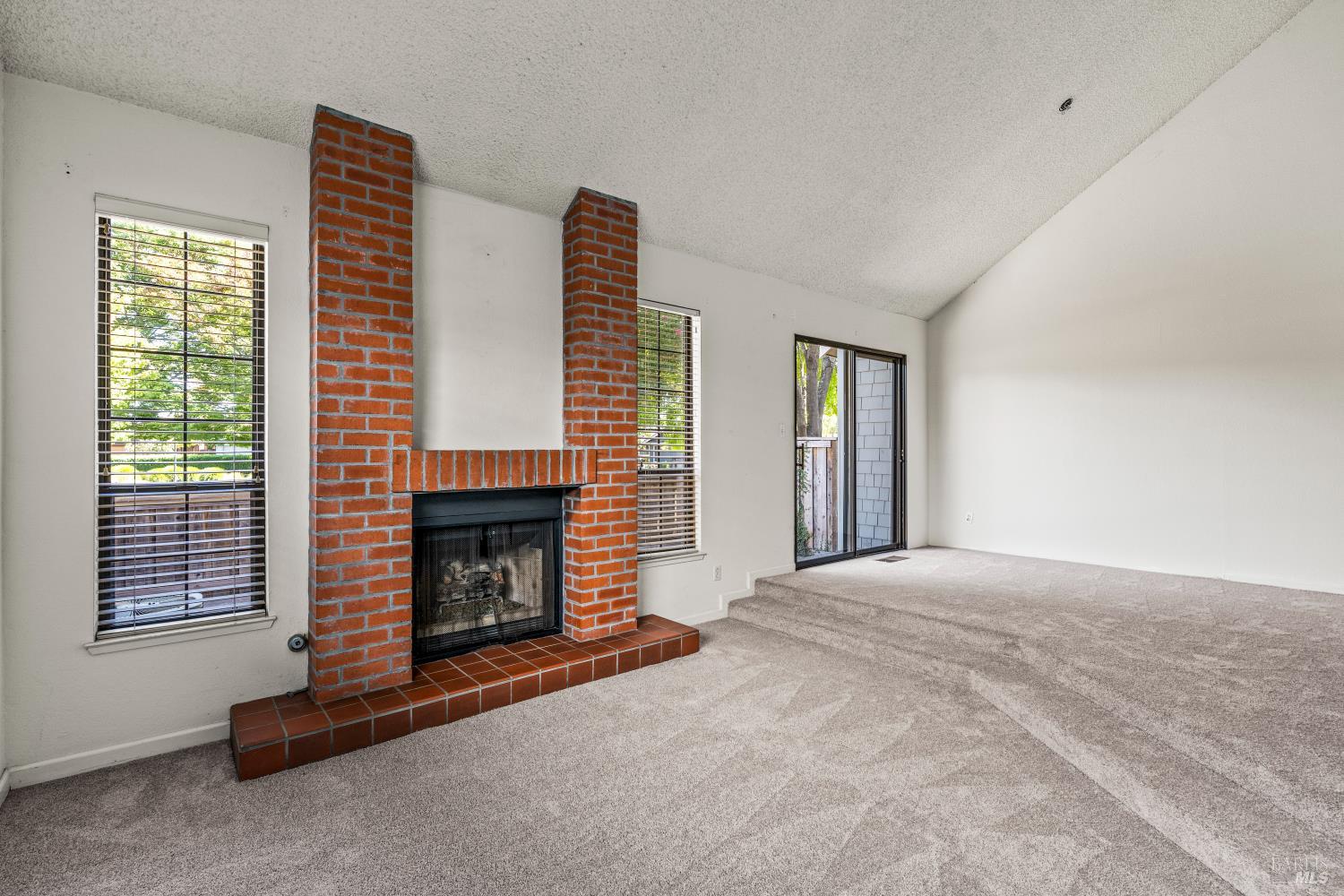 1903 Hopper Way Yountville CA 94599