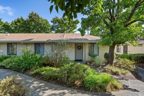 429 7th Street W Sonoma CA 95476