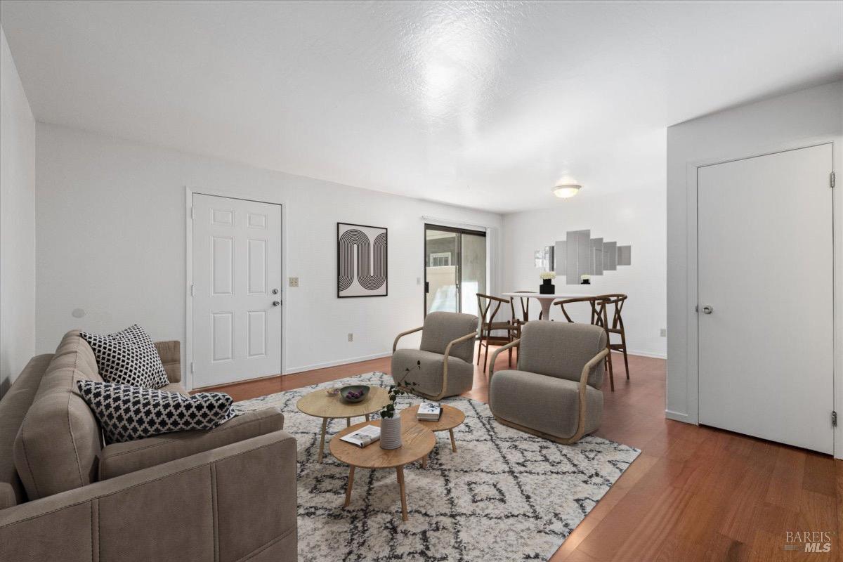 2143 W Steele Lane Santa Rosa CA 95403