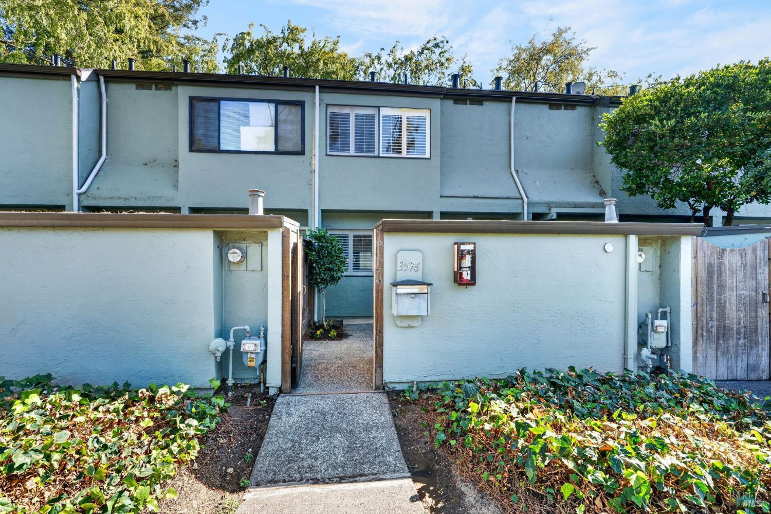 3676 Shelter Creek Drive Napa CA 94558